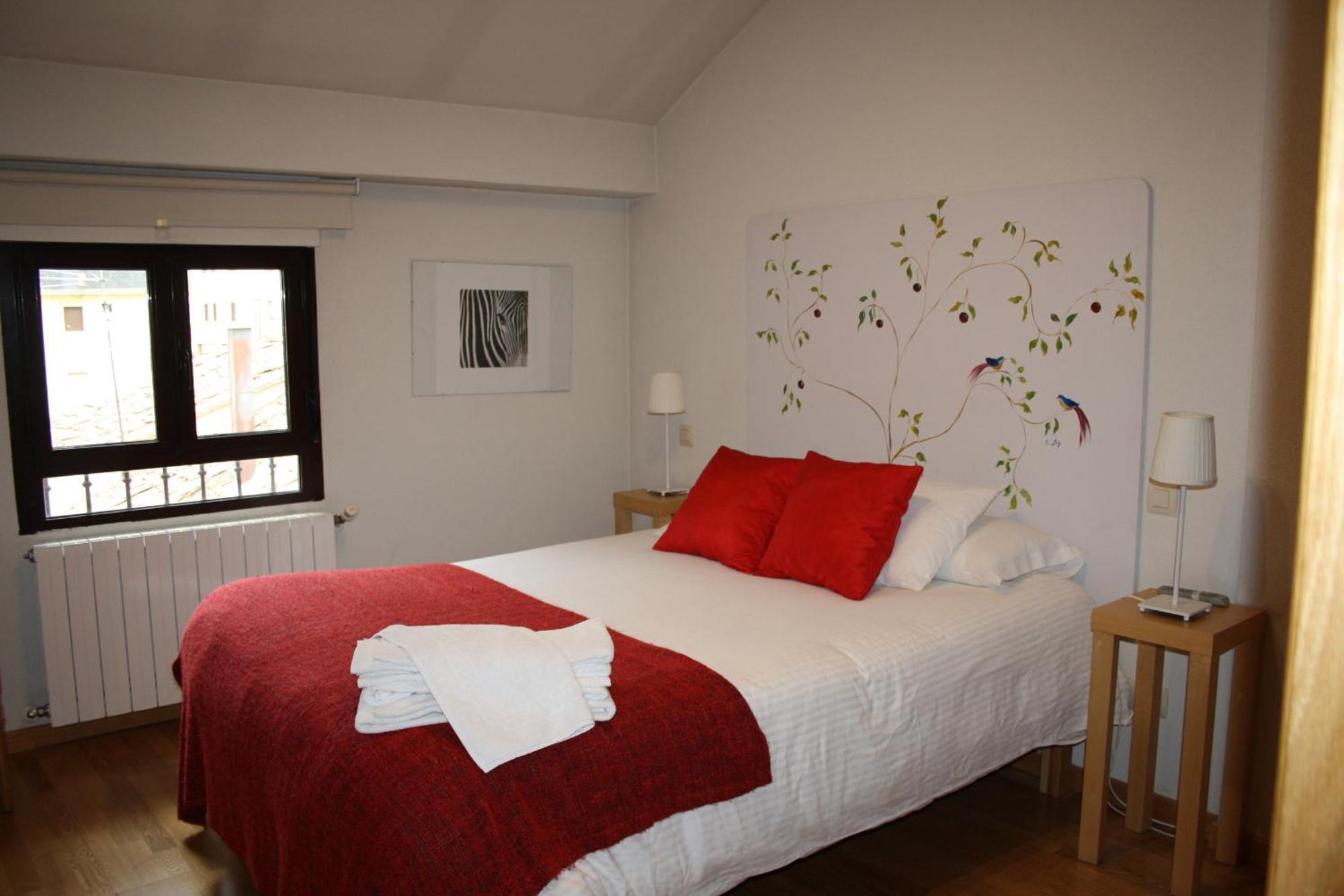 Apartamentos Alfonso XIII San Ildefonso Exteriör bild