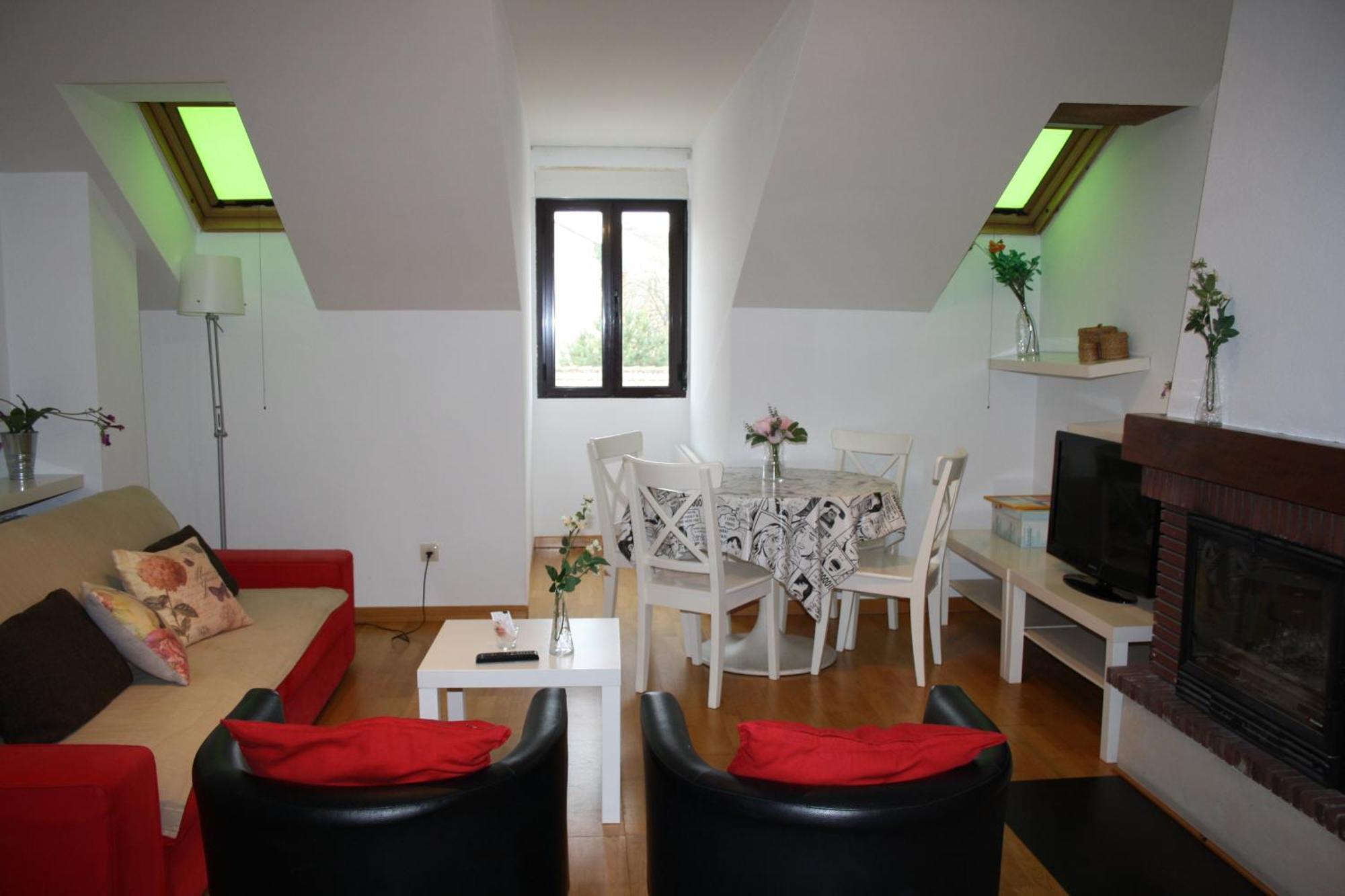 Apartamentos Alfonso XIII San Ildefonso Exteriör bild